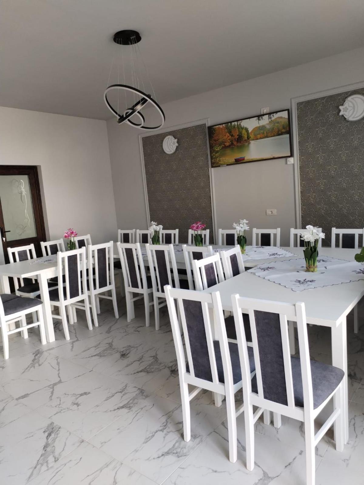 Hotel Casa Irina Mînăstirea Humorului Exterior foto